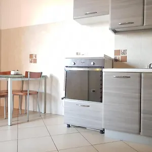 https://splendid-apartment.italymilanhotels.net